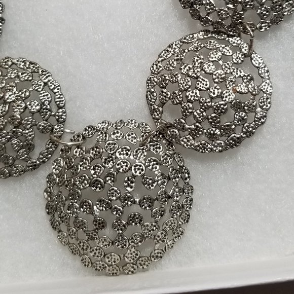 Dana Buchman Vintage Concho Silver Tone Necklace Nice Abstract - Picture 2 of 16